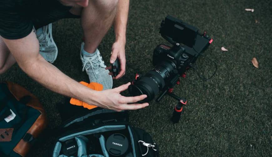 色彩心理学×动态美学，越城区产品视频拍摄公司唤醒感官冲击力